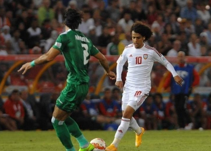 世预赛：阿联酋2-2伊拉克，07年亚洲冠军惨遭绝杀，可惜被吹