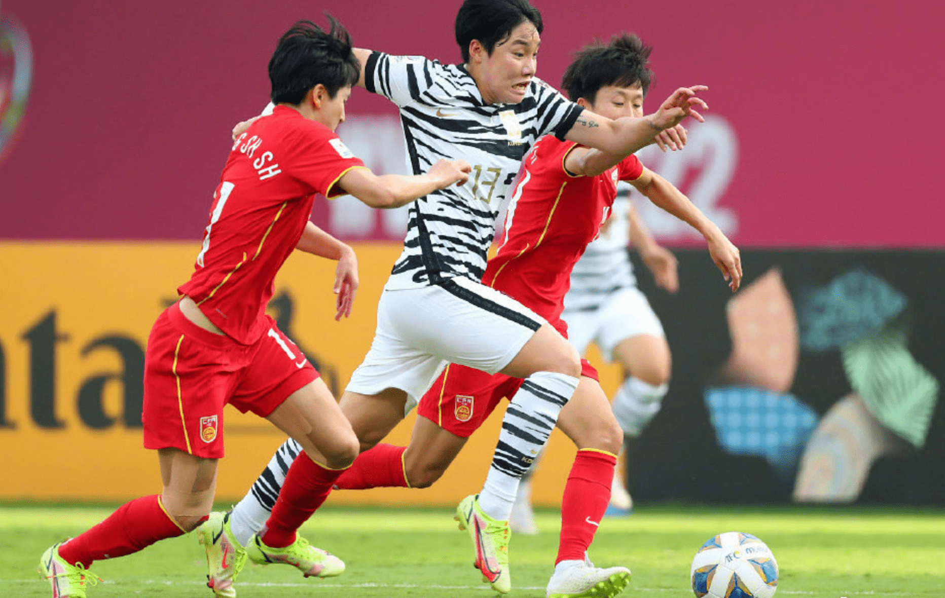 中国女足与韩决赛并以3:2取胜，韩媒是如何报道的?
