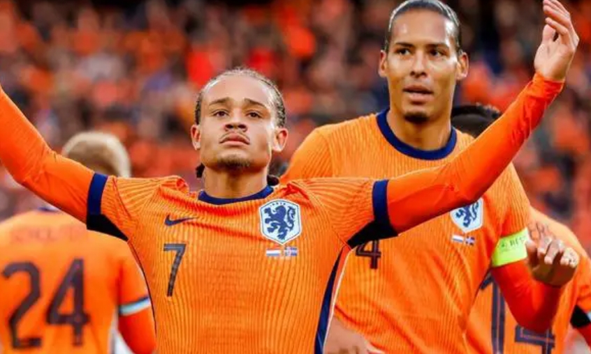 荷兰队球衣什么颜色，荷兰队为何穿橙色球衣？